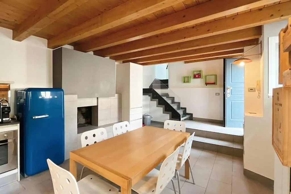 La Casa Azzurra - Affitti Brevi Italia Apartment Lecco 0*,  Italy