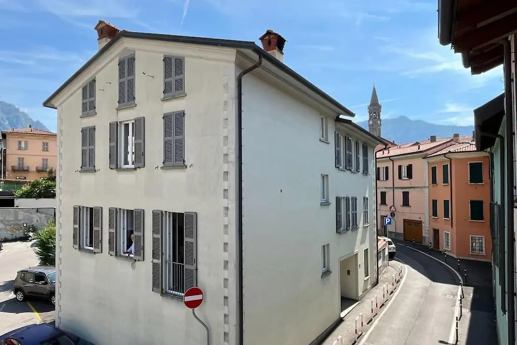 La Casa Azzurra - Affitti Brevi Italia Apartment Lecco Italy