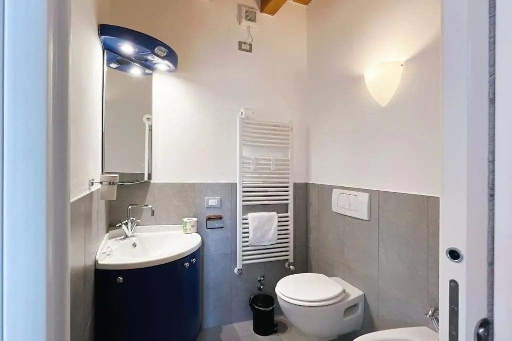 La Casa Azzurra - Affitti Brevi Italia Apartment Lecco