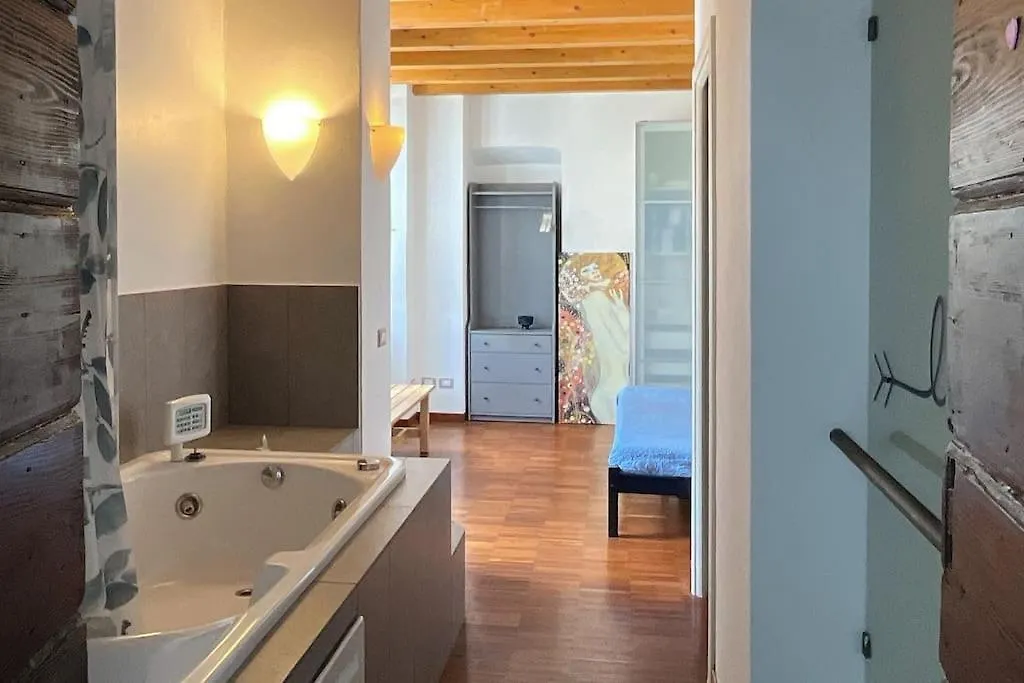 La Casa Azzurra - Affitti Brevi Italia Apartment Lecco
